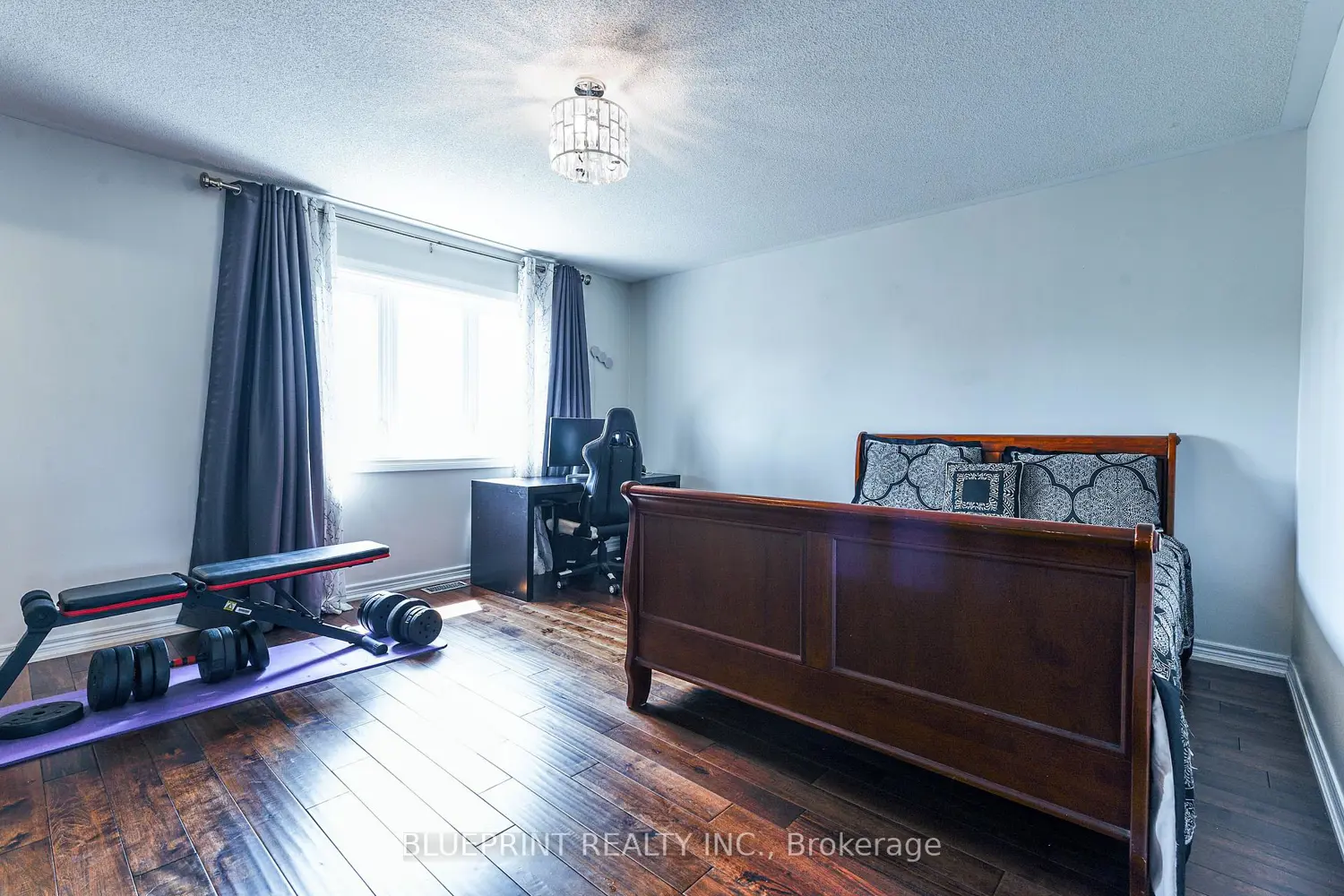 Additional image 10 of 812 Knotty Pine Grove