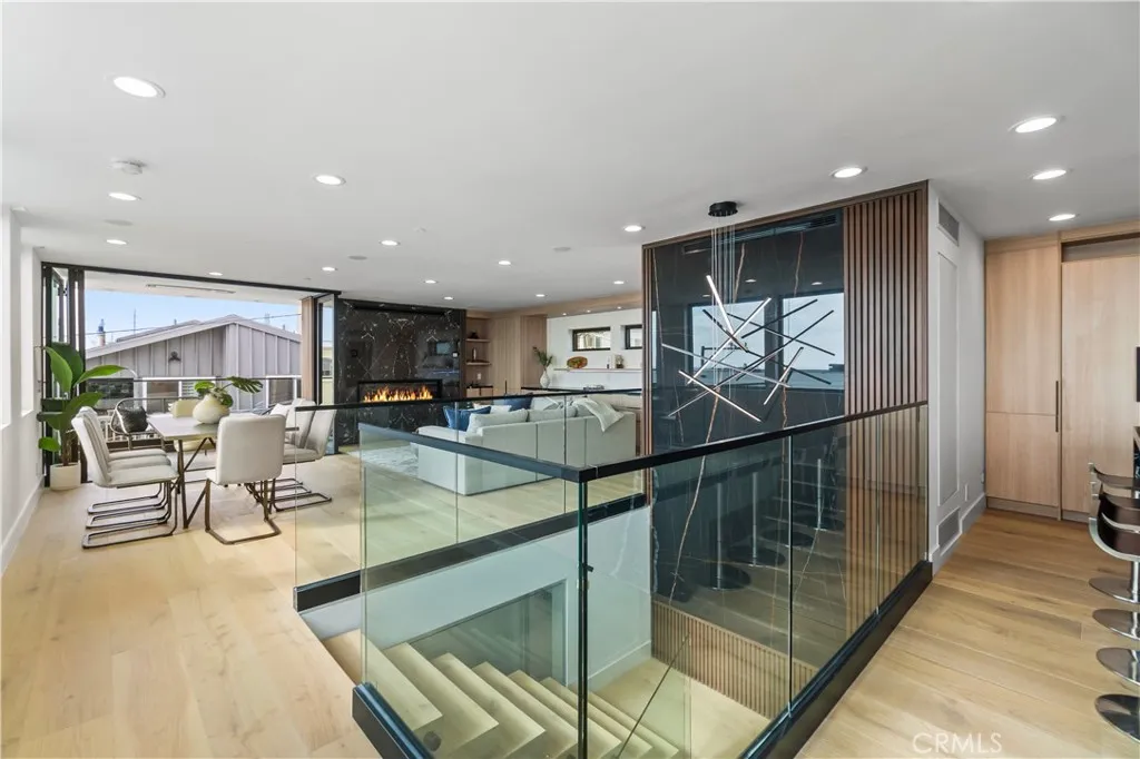 Additional image 74 of 214 El Porto Street, Manhattan Beach, CA 90266