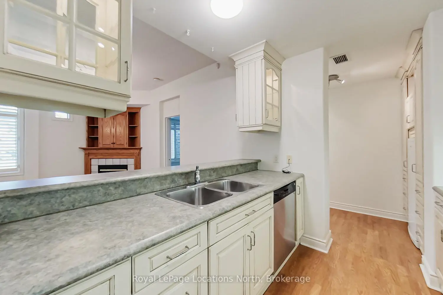 Additional image 5 of 10 Bay Street 104