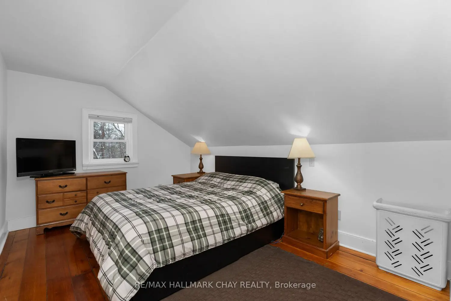 Additional image 10 of 3324 Penetanguishene Road