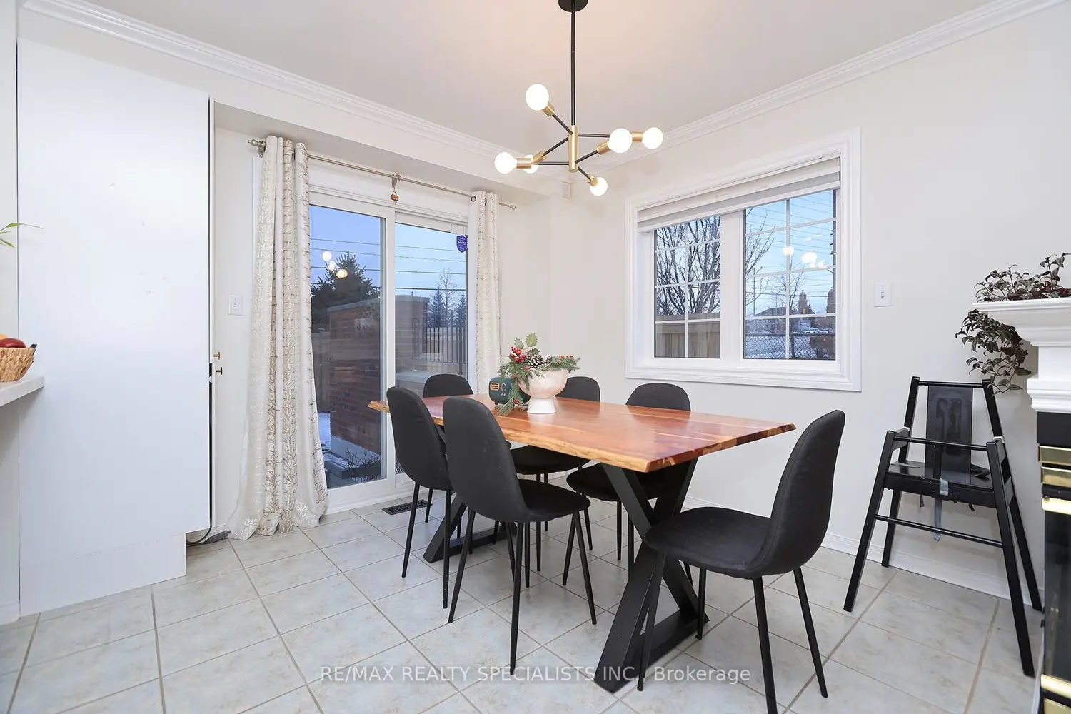 Additional image 7 of 1575 South Parade Court 34