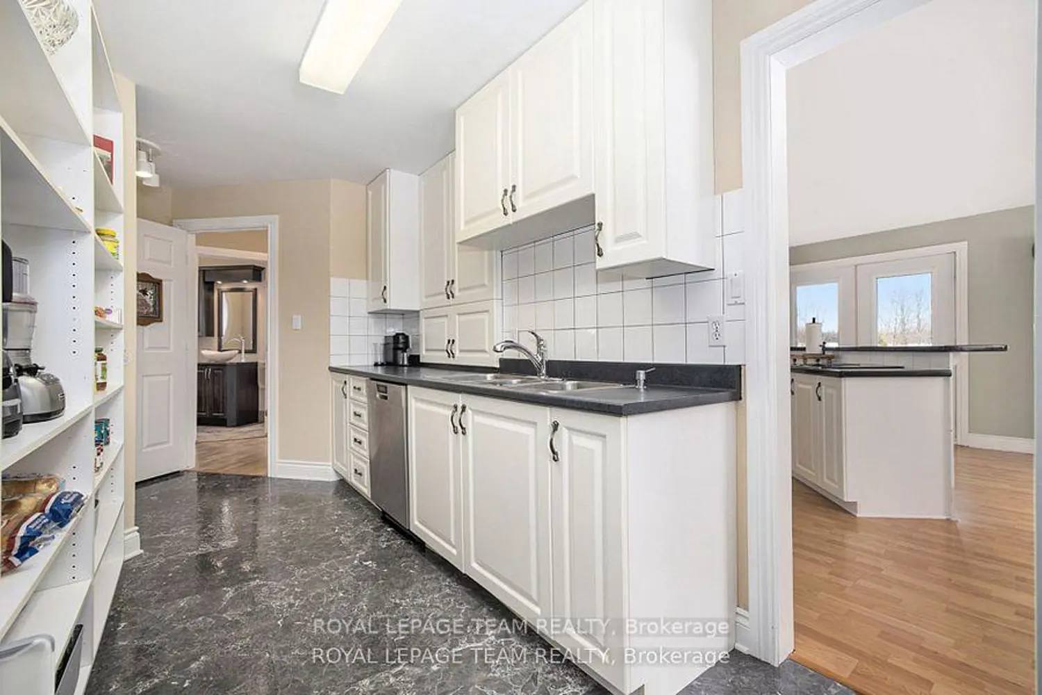 Additional image 10 of 2124 Cty Rd 18 Road