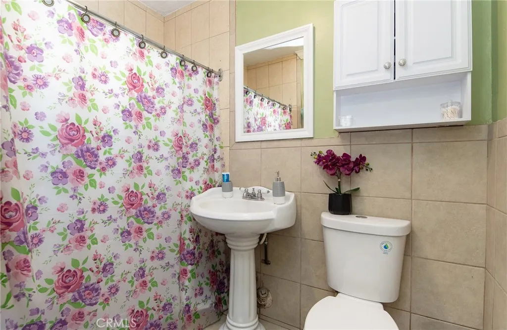 Additional image 23 of 2121 E Shauer St, Compton, CA 90222