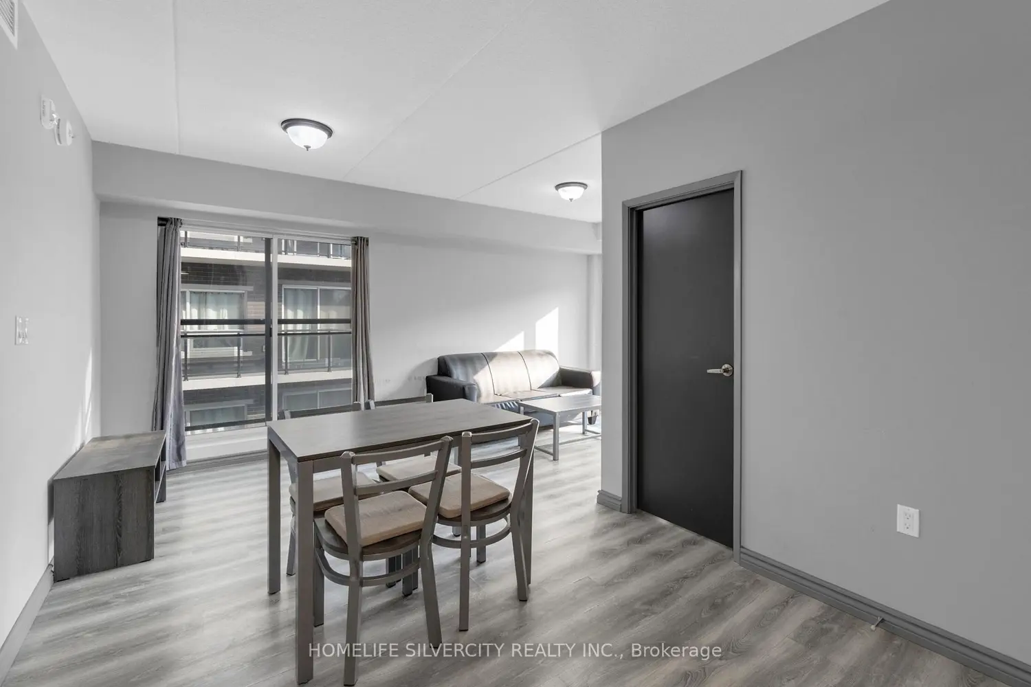 Additional image 11 of 275 Larch Street A405