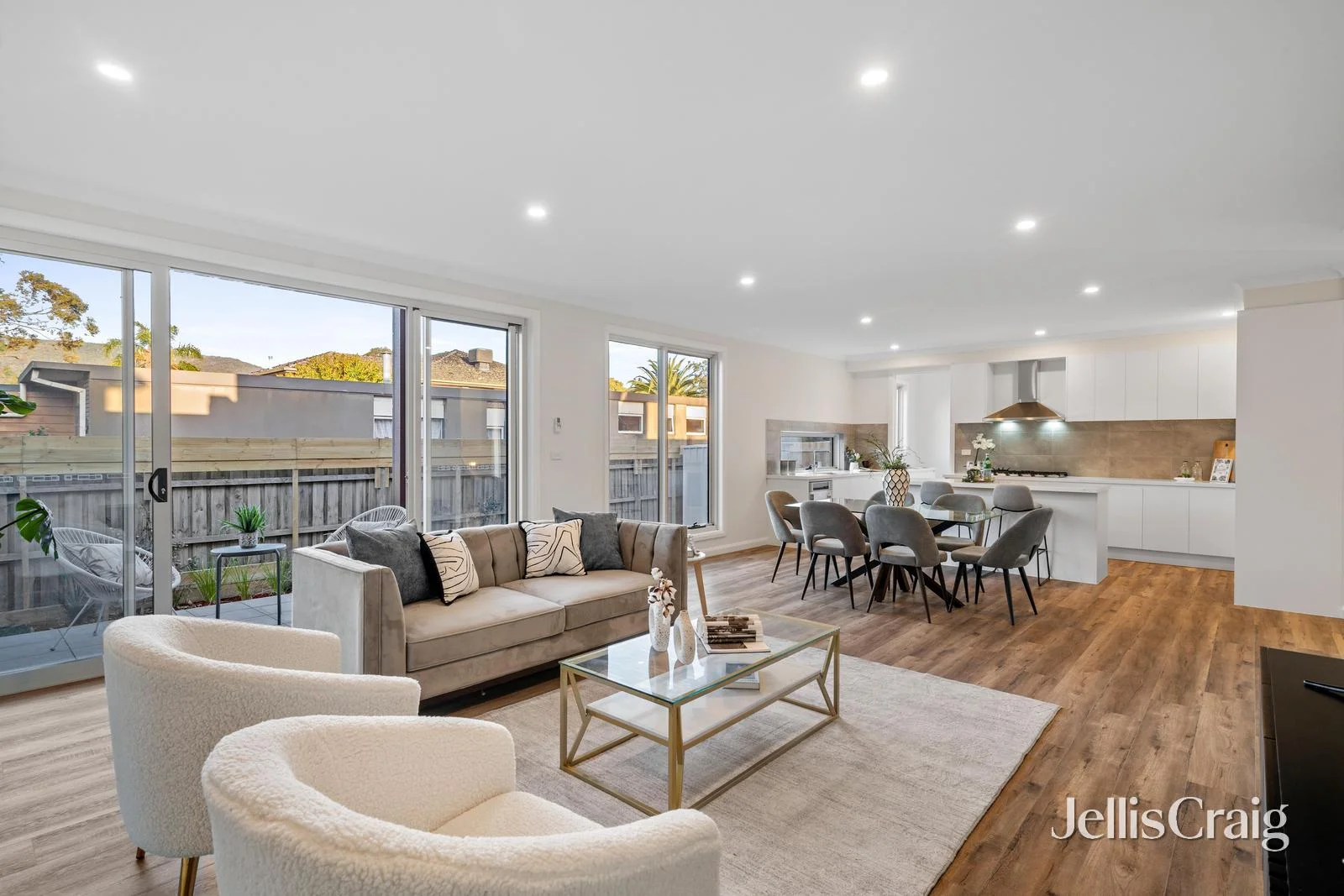 Additional image 2 of 2/16 Flower Street, Ferntree Gully VIC 3156