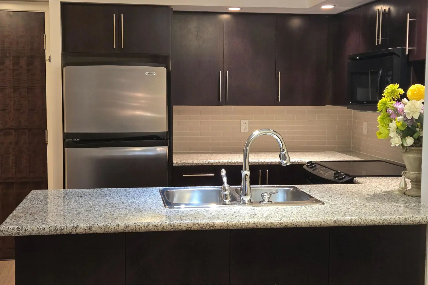 Additional image 6 of 23 Cox Boulevard 659