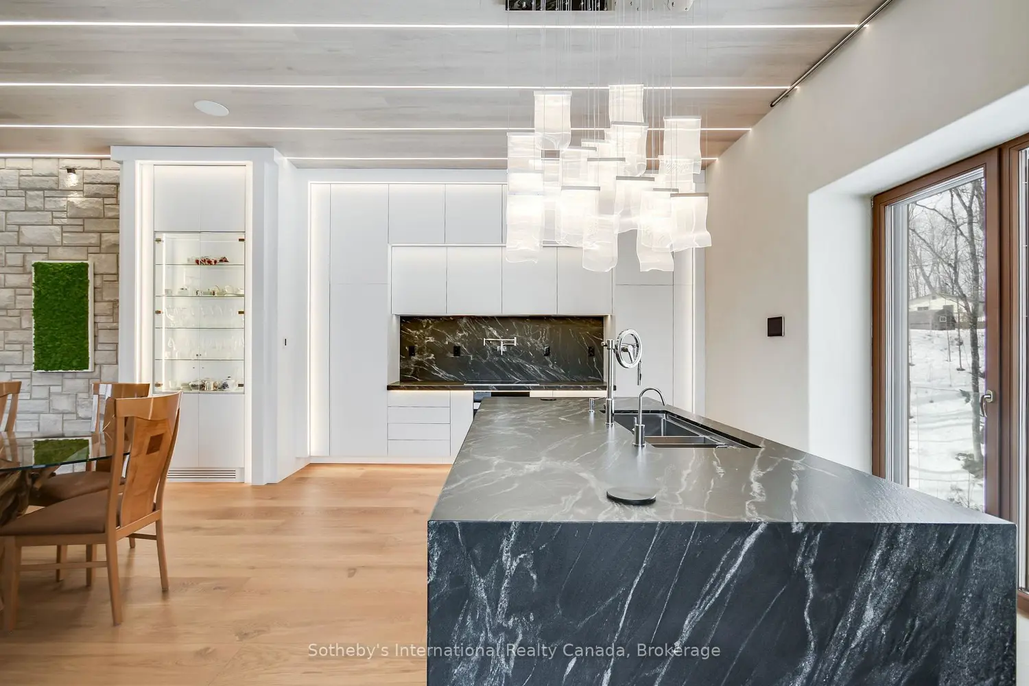 Additional image 5 of 1739 Trapper's Trail Road