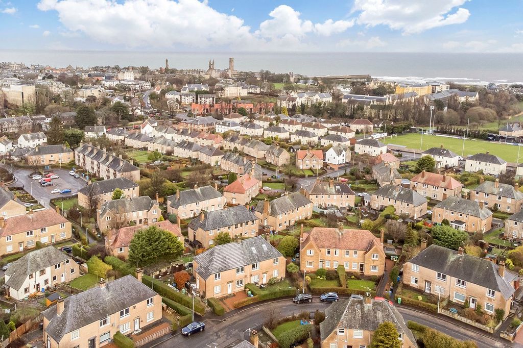 Additional image 13 of 4 bed flat for saleSandyhill Crescent, St Andrews KY16