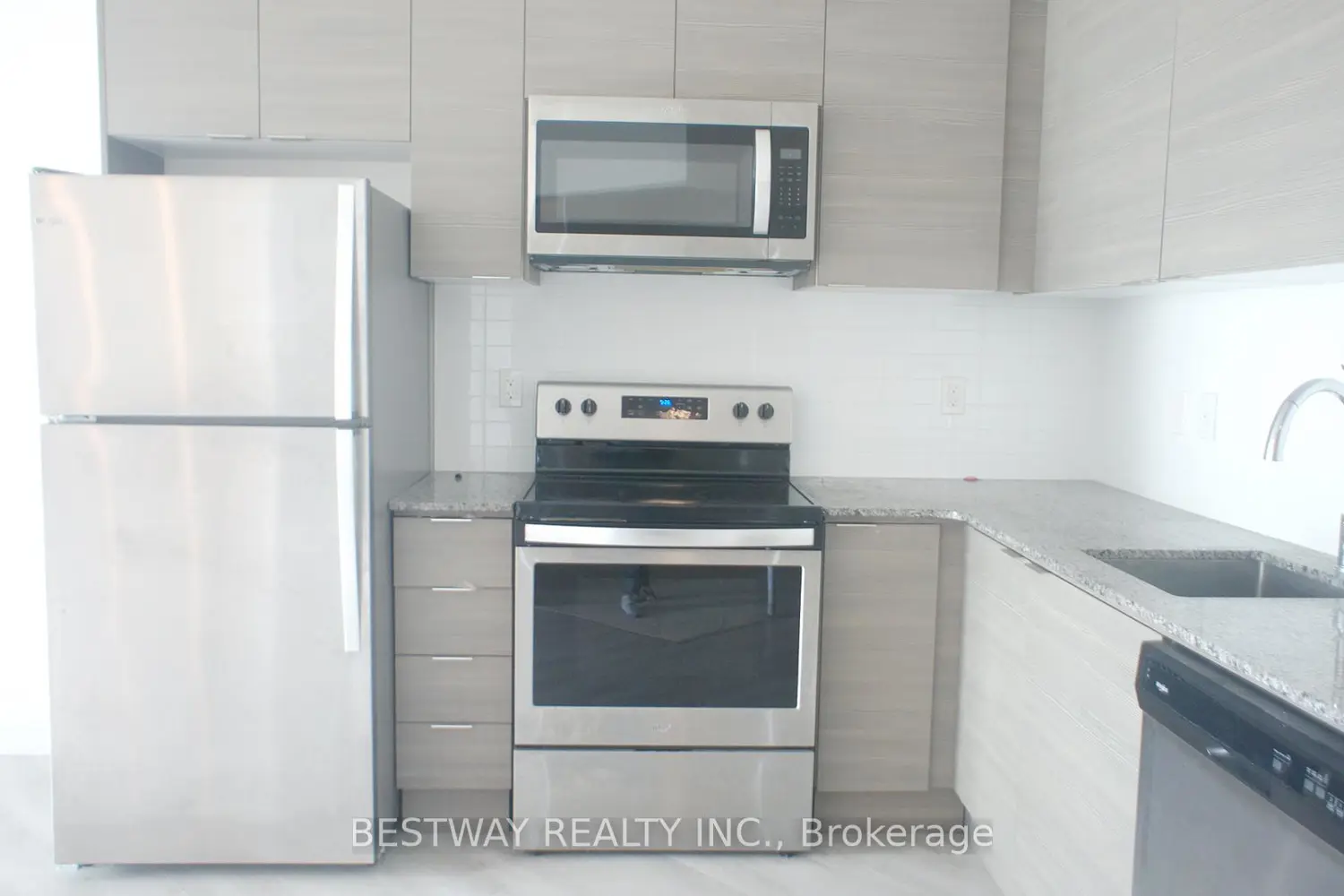 Additional image 10 of 621 Sheppard Avenue 355