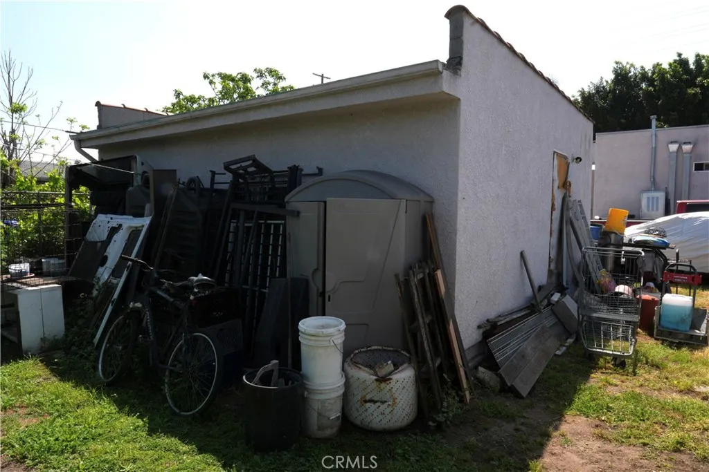 Additional image 55 of 611 W 91st St, Los Angeles, CA 90044