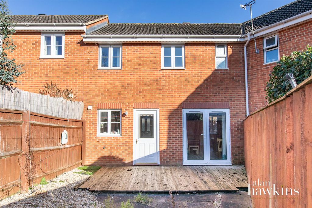 Additional image 9 of 3 bed terraced house for saleSprats Barn Crescent, Royal Wootton Bassett SN4