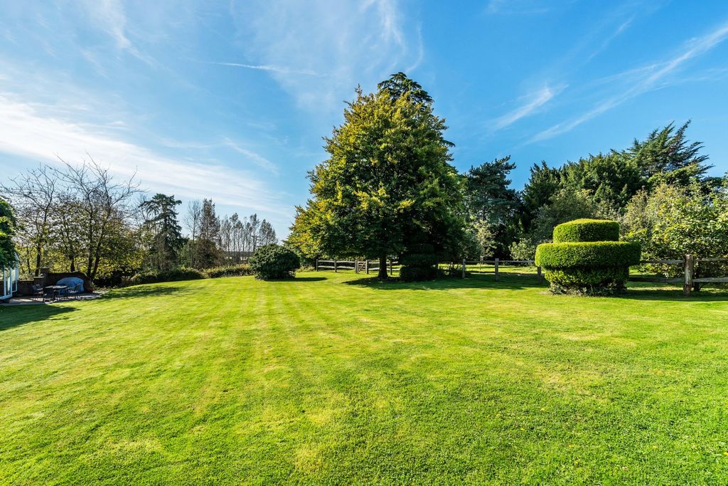 Additional image 64 of Land for saleNear Cranleigh, Surrey GU6
