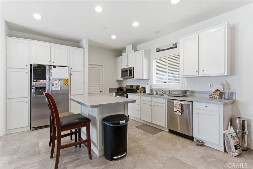 Additional image 15 of 11074 Redwood Rd, Pinon Hills, CA 92372