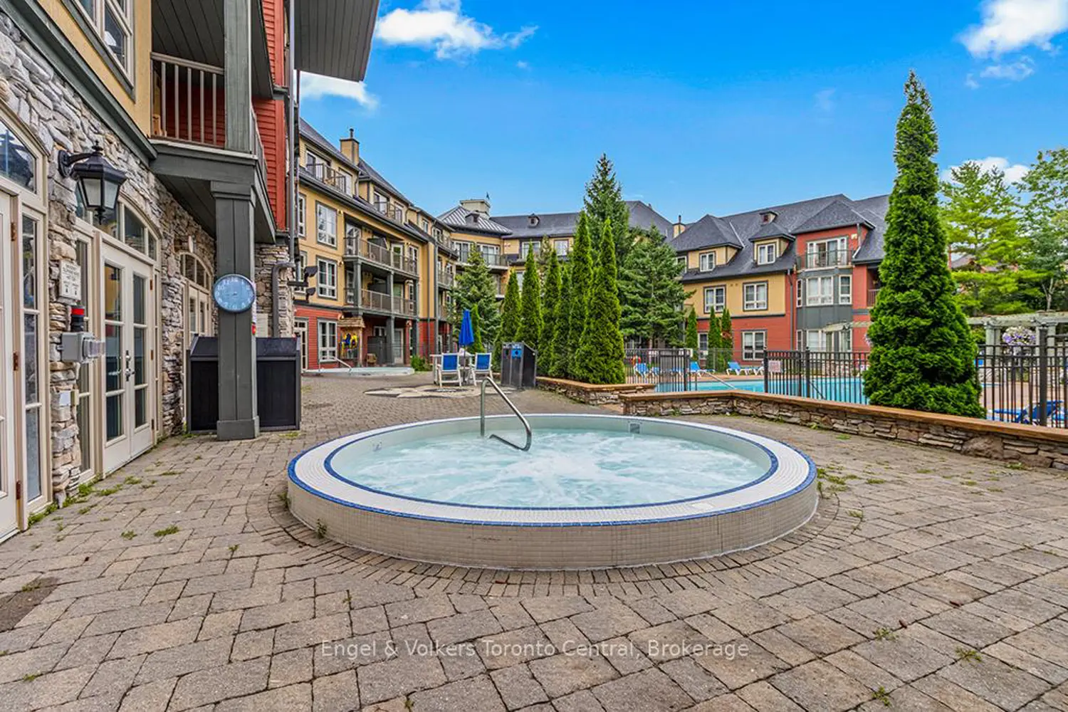 Additional image 17 of 156 Jozo Weider Boulevard 174