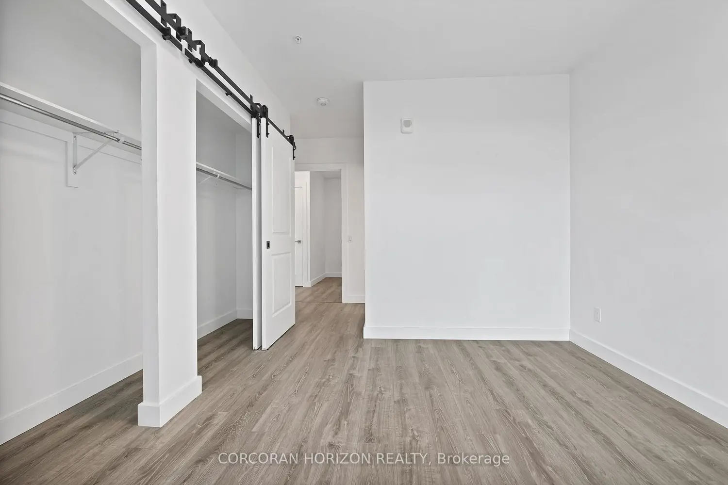 Additional image 4 of 50 Grand Avenue 901