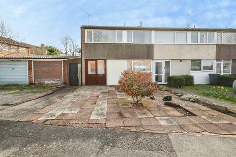 Redwood Croft, Birmingham, West Midlands B14