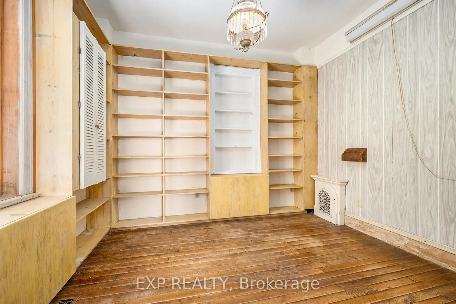 Additional image 11 of 18873 Kenyon Concession 5 Road