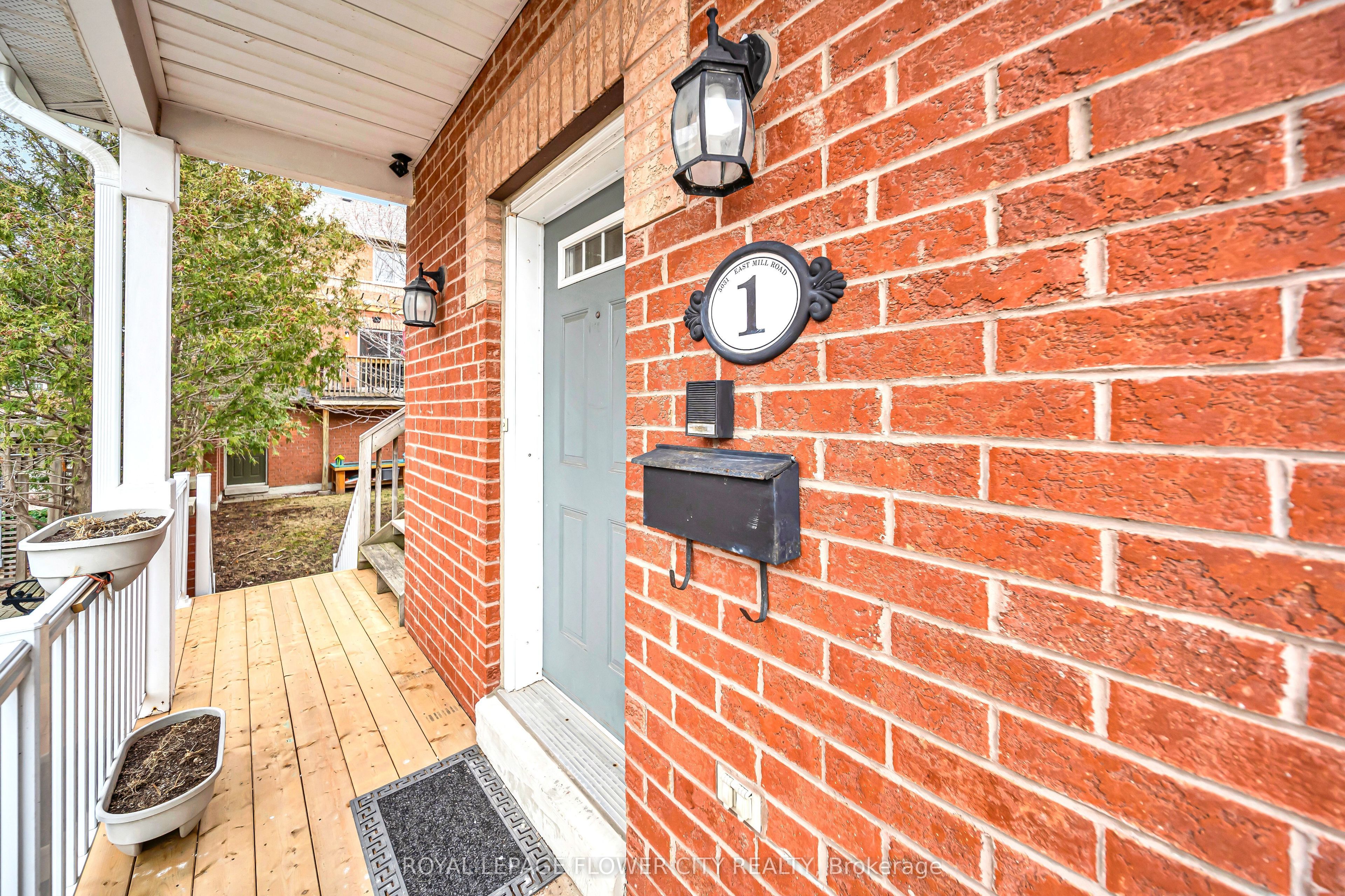 Additional image 3 of 1-5031 E Mill Road, Mississauga, ON, L5V 2M5