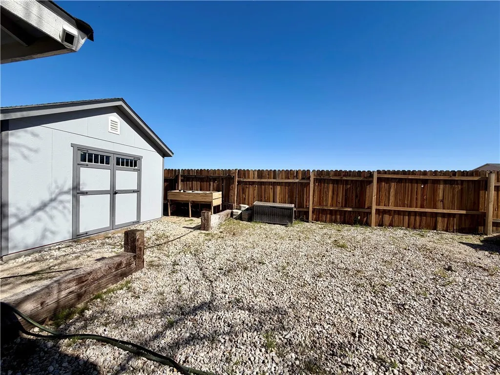 Additional image 91 of 28283 Windy Pass, Barstow, CA 92311