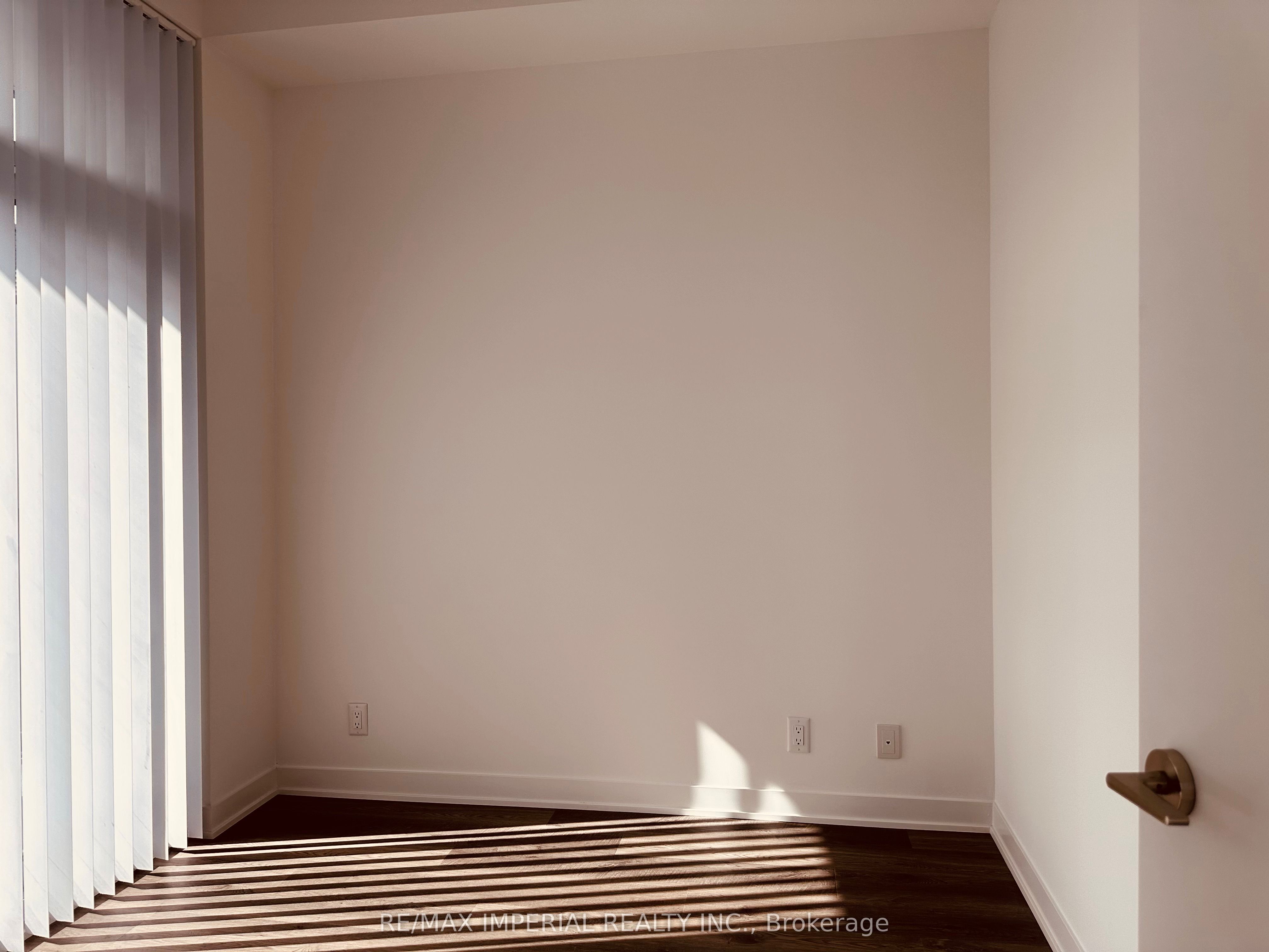 Additional image 4 of 2506-180 Front Street E, Toronto, ON, M5A 0A9