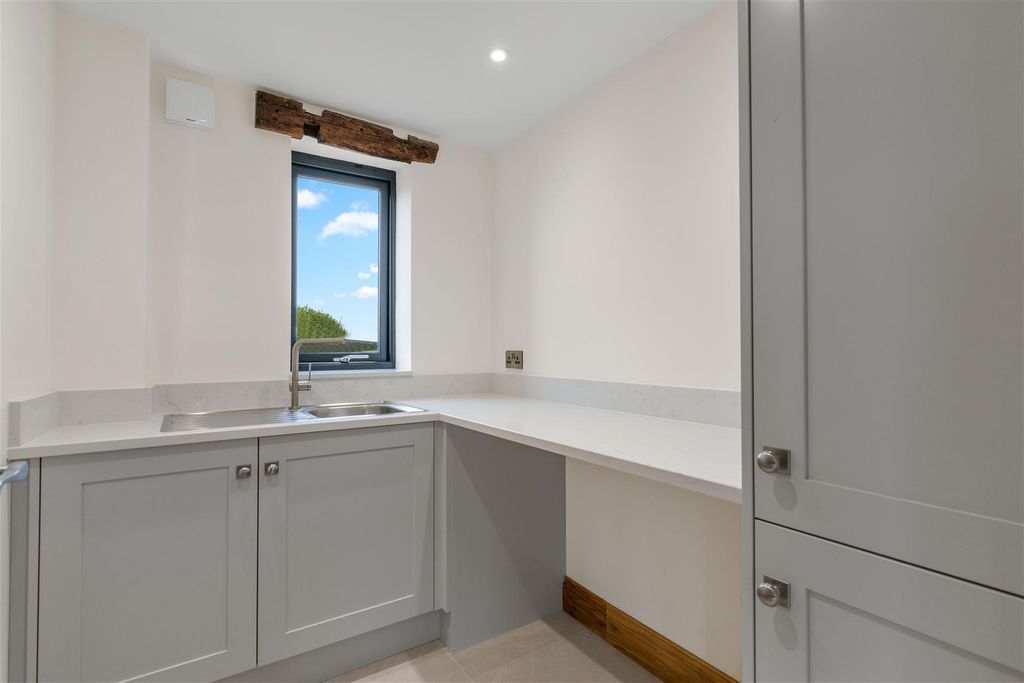 Additional image 8 of 3 bed property for saleHunger Hill, Middleton, Ilkley LS29