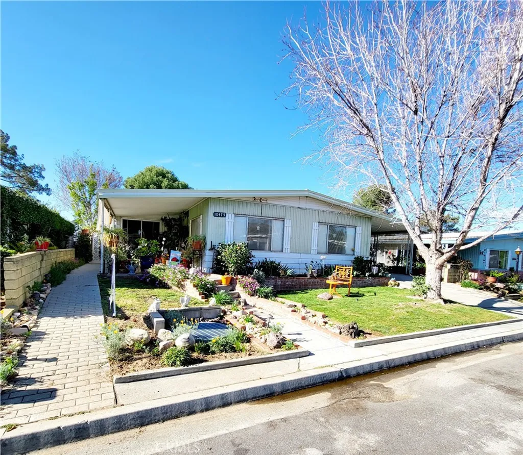 10475 Frontier Trl, Cherry Valley, CA 92223