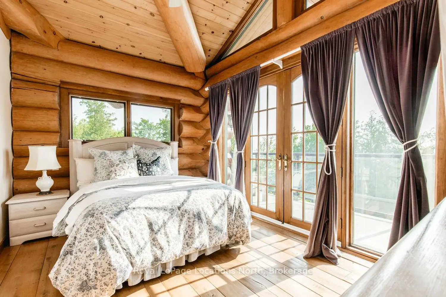 Additional image 10 of 100 Melissa Lane