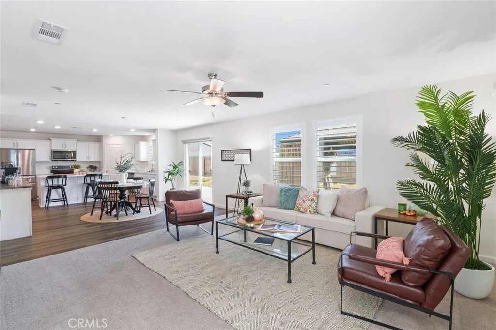 Additional image 5 of 1098 Stonebridge Ave, Tulare, CA 93274