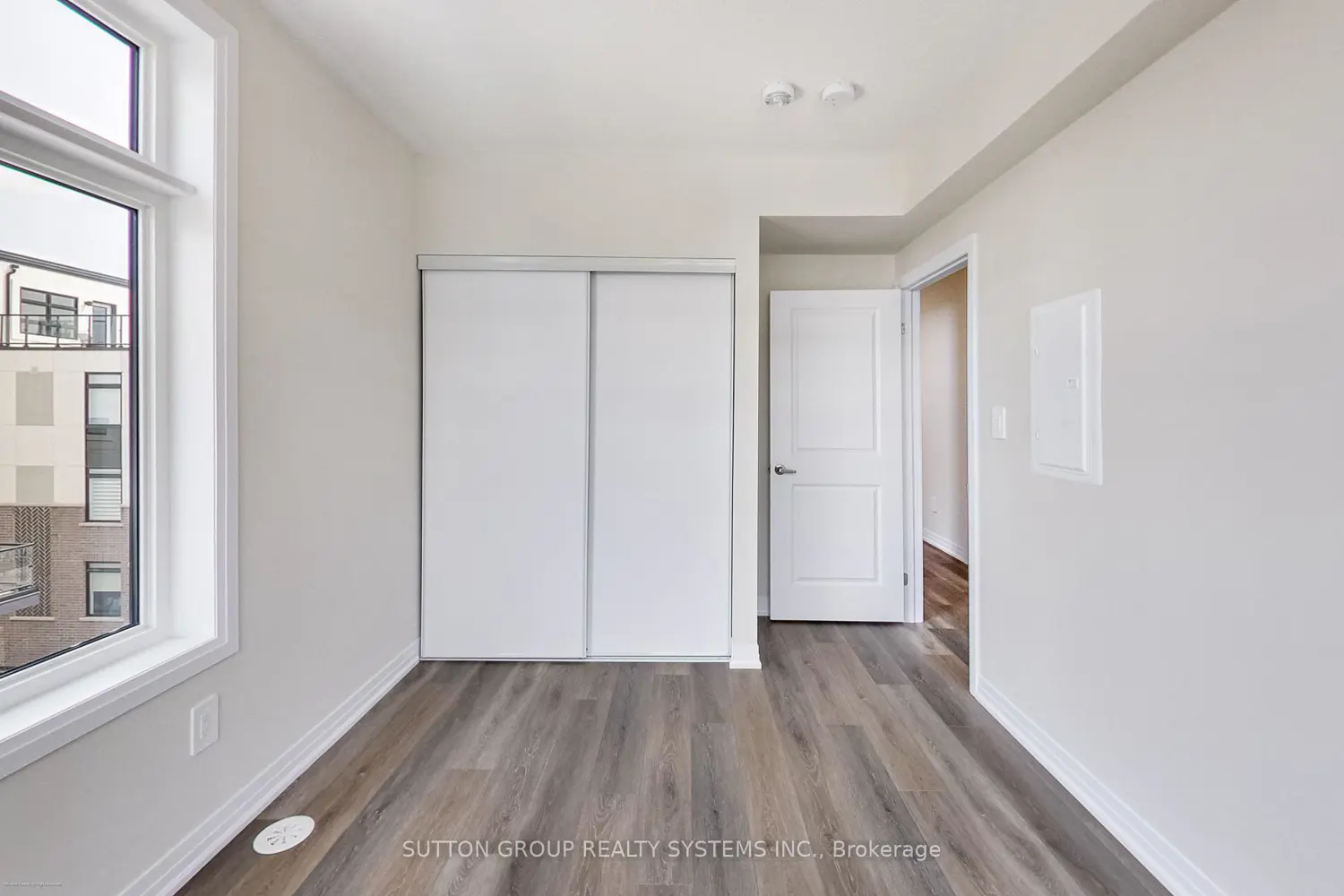 Additional image 9 of 1593 Rose Way 102