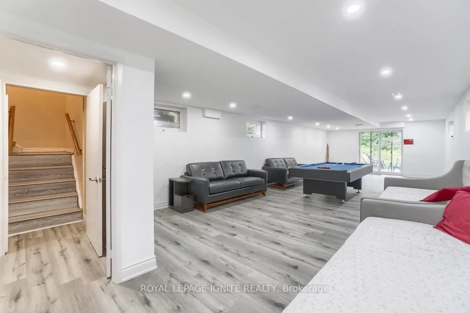 Additional image 17 of 5812 Beech Grove Side Road