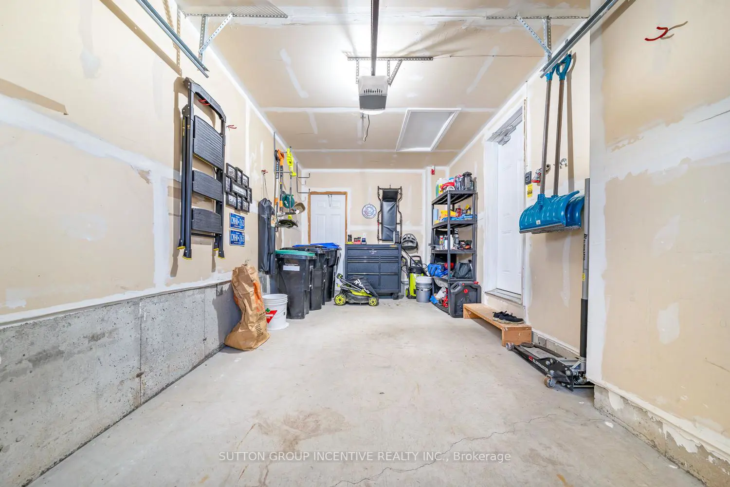 Additional image 15 of 105 Collier Crescent