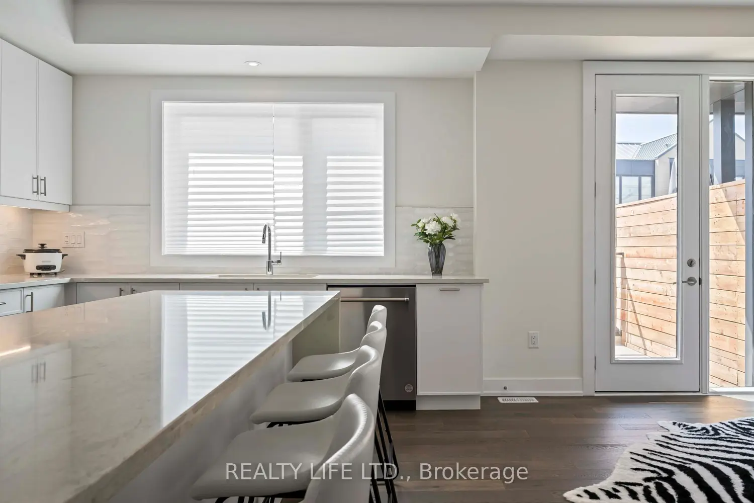 Additional image 10 of 2273 Turnberry Road 6