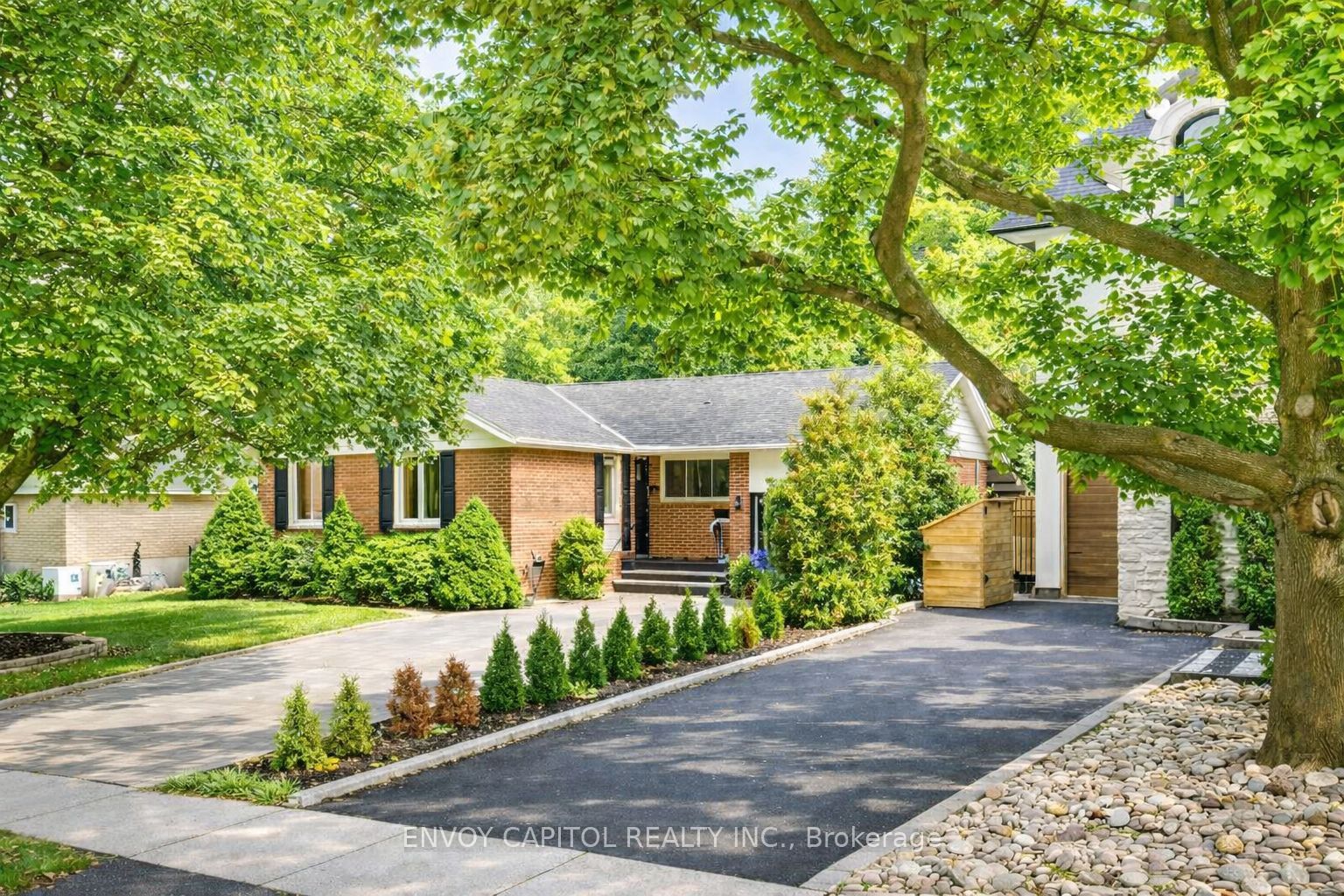 Additional image 3 of 86 West Deane Park Drive, Toronto, ON, M9B 2S3