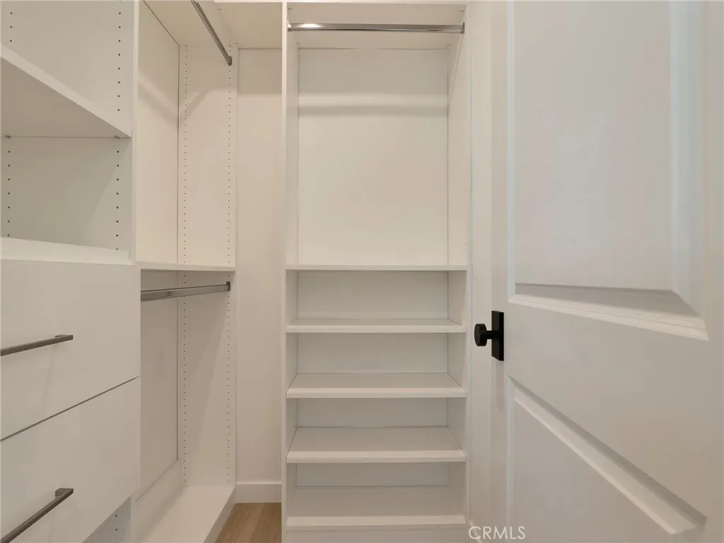 Additional image 66 of 17156 Bullock St, Encino, CA 91316