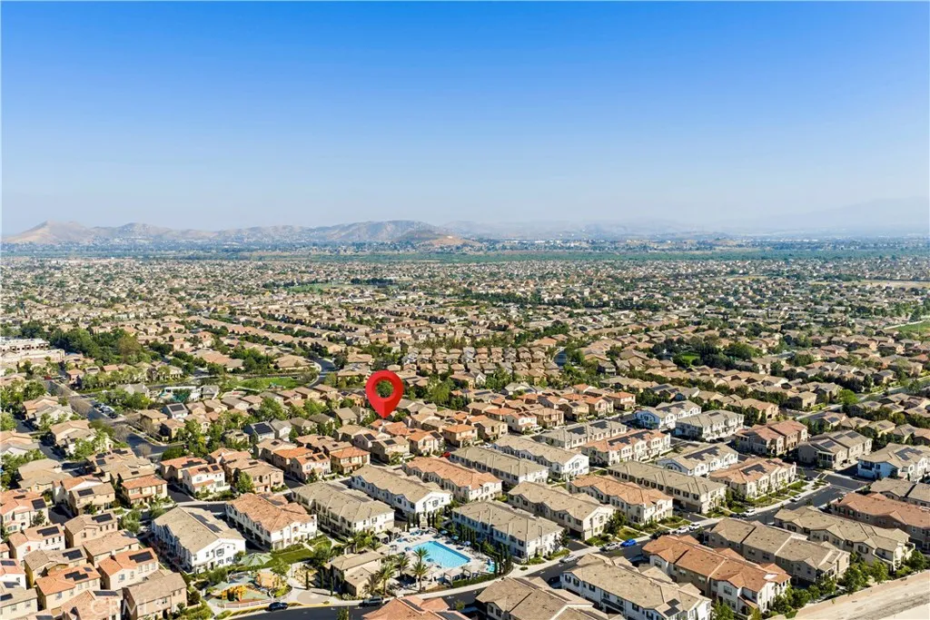 7143 Montecito Ln, Eastvale, CA 92880