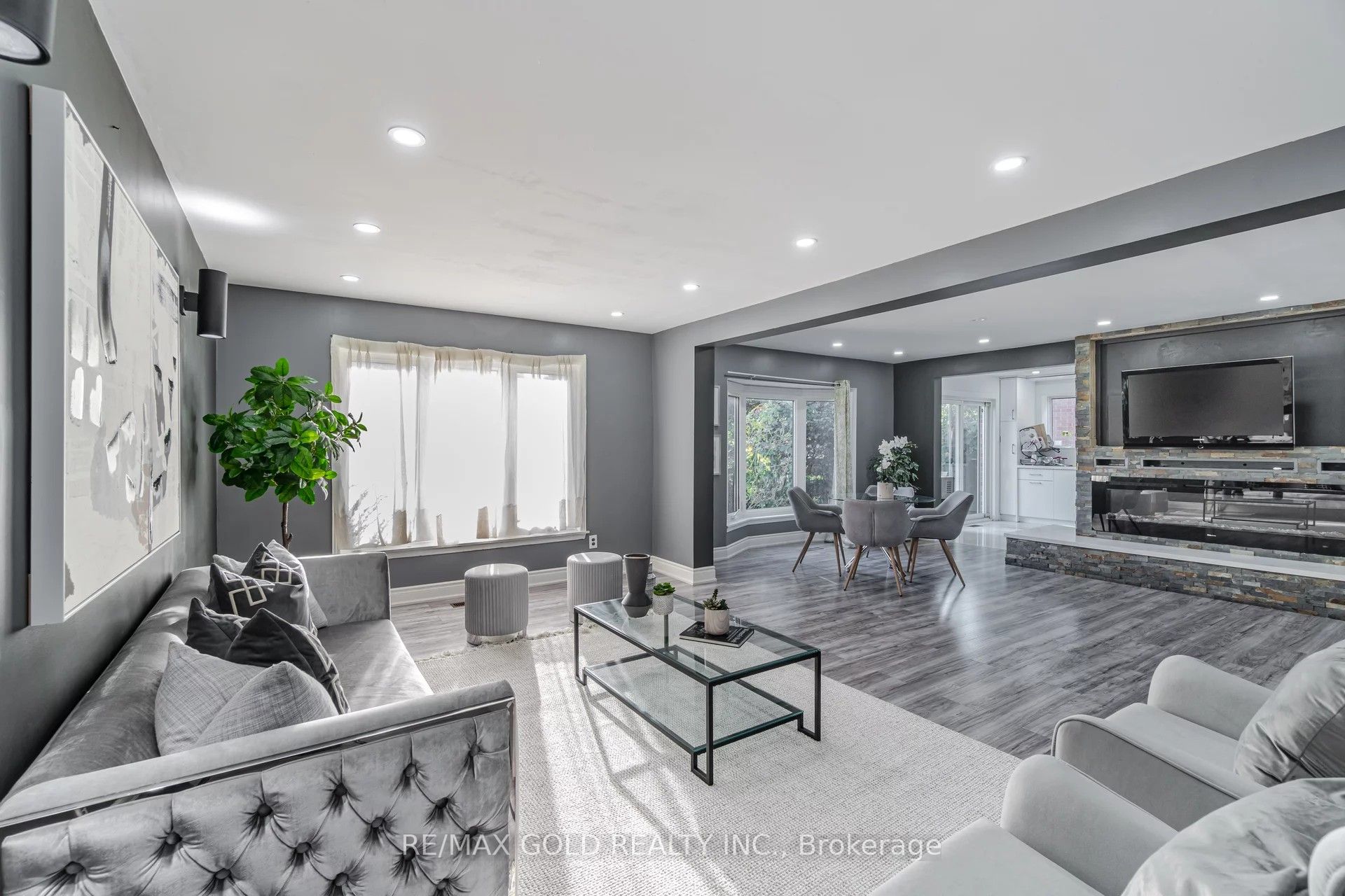 Additional image 2 of 21 Nottingham Crescent, Brampton, ON, L6S 4G3