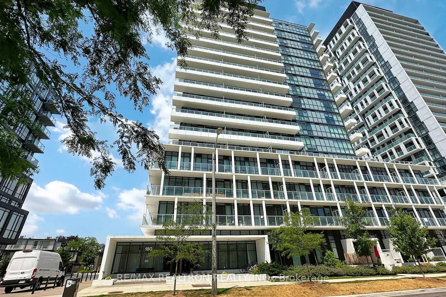 180 Fairview Mall Drive 1605
