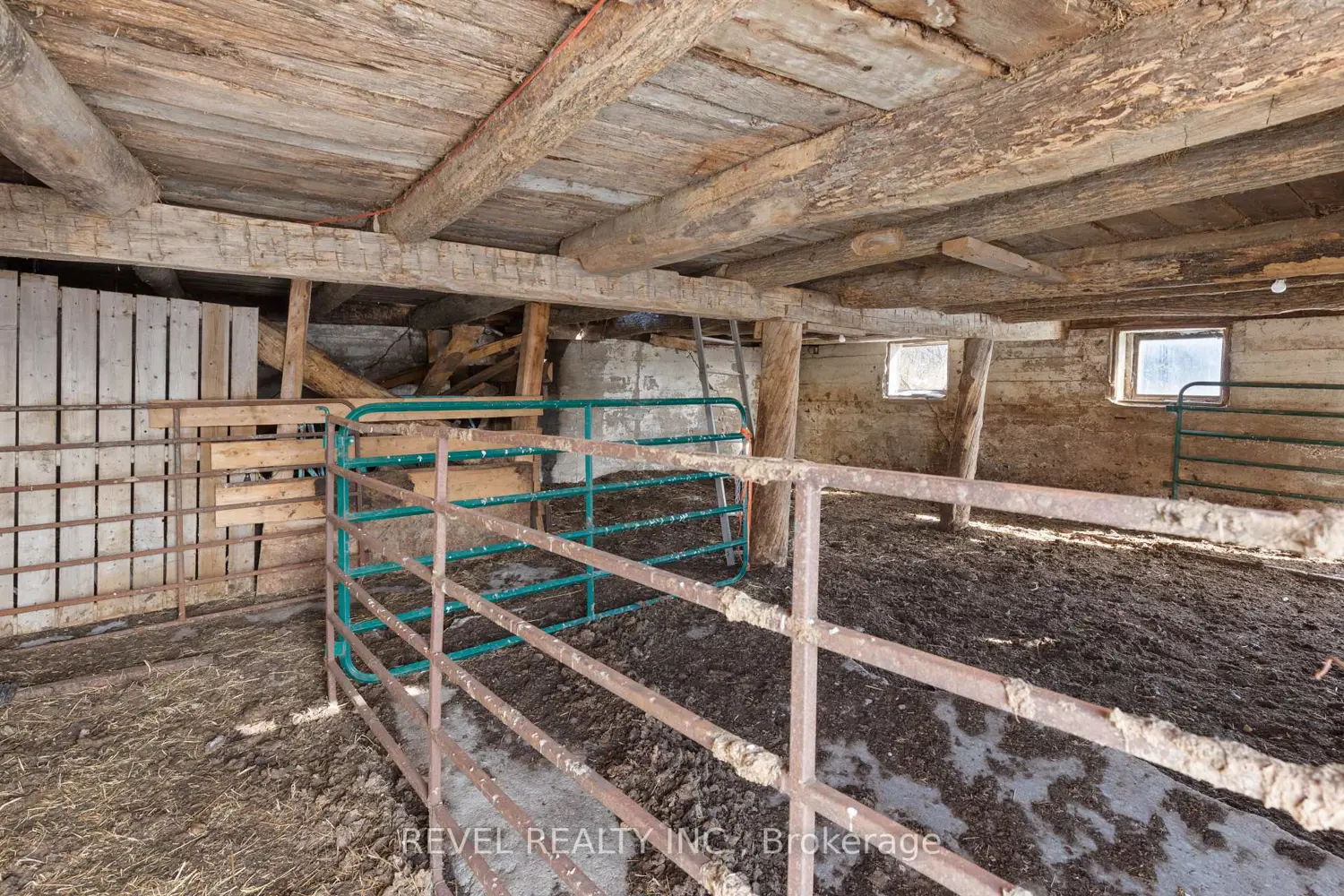 Additional image 18 of 2426 County Road 48