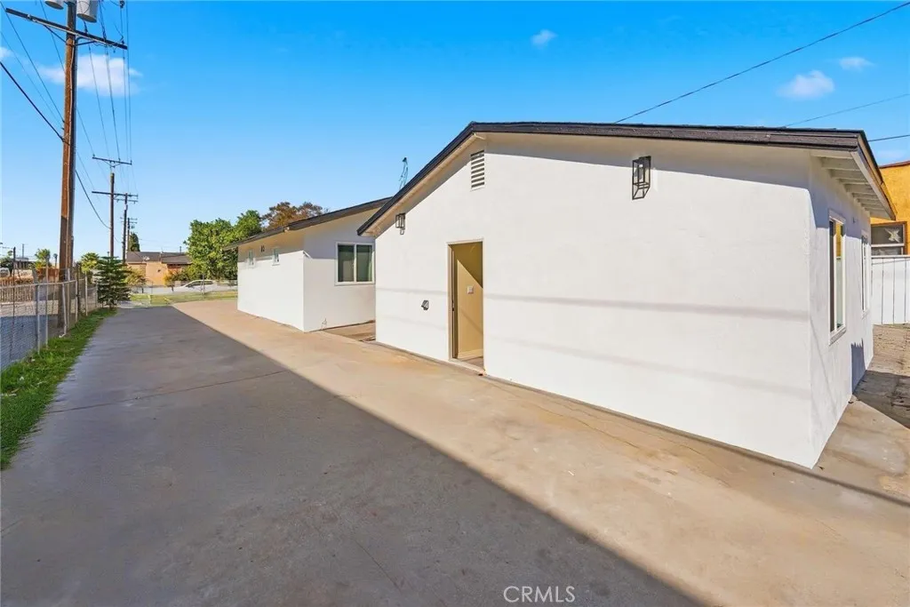 Additional image 40 of 1118 E 77th Pl, Los Angeles, CA 90001