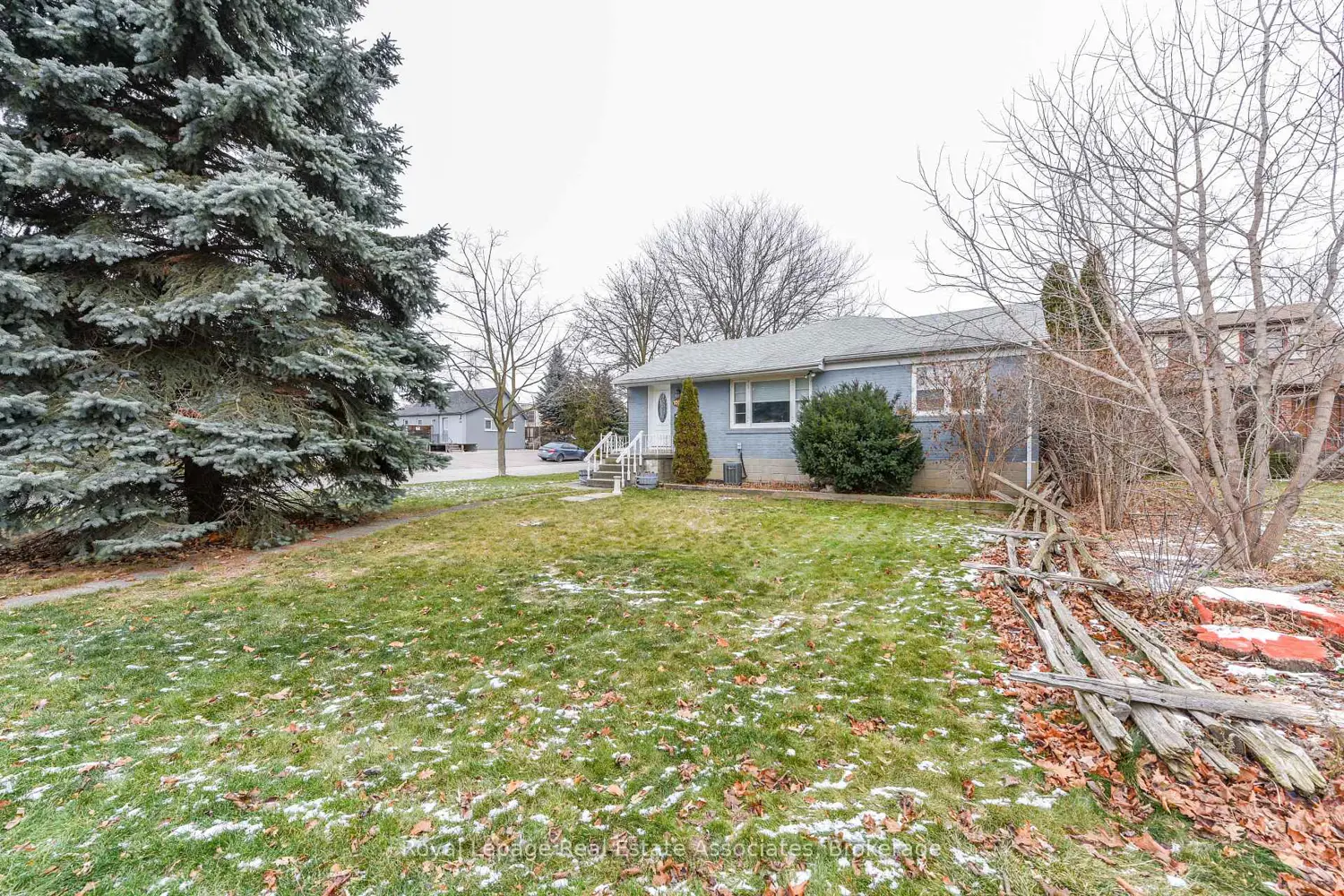 Additional image 6 of 1089 Seneca Avenue