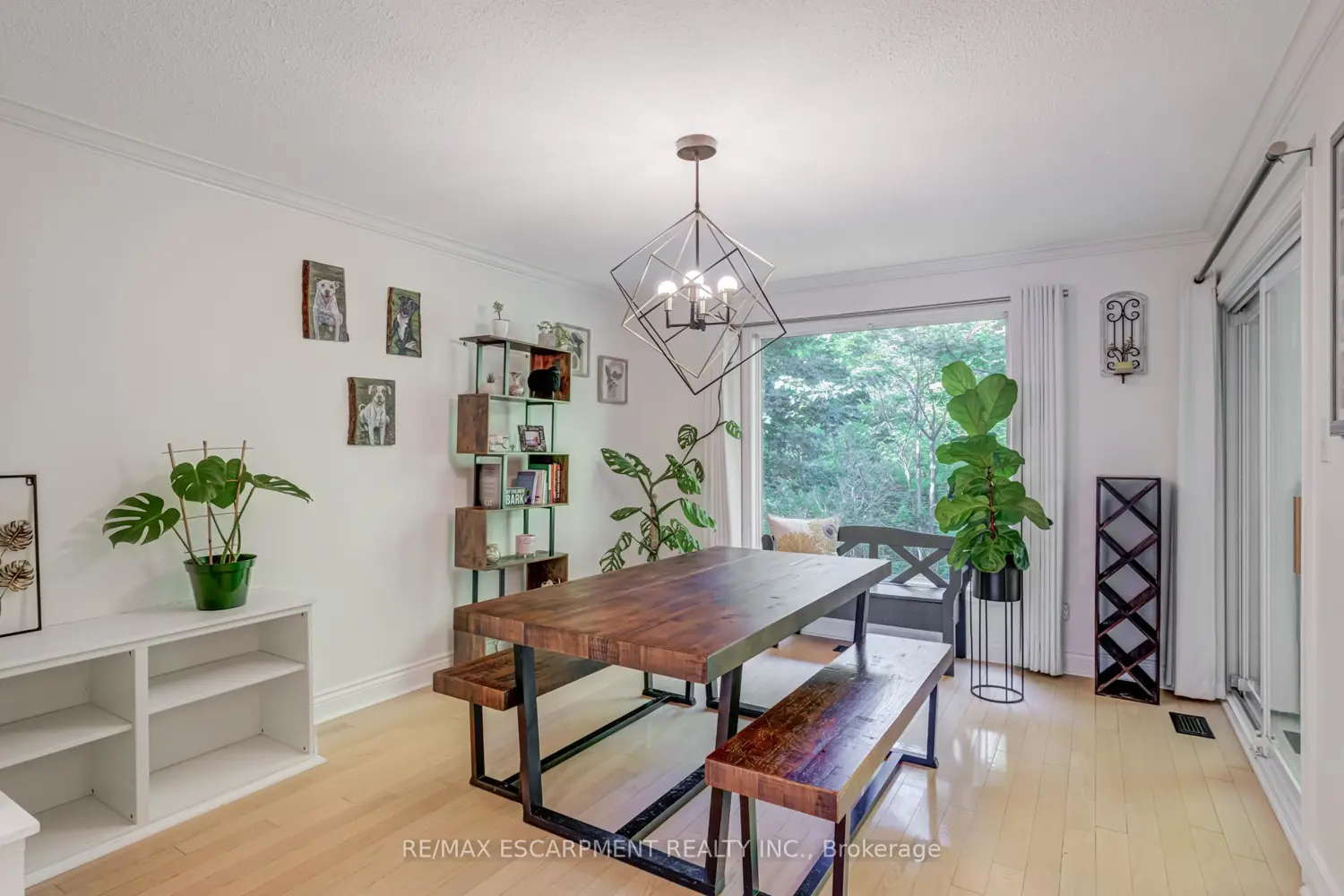 Additional image 5 of 1560 Kerns Road 5