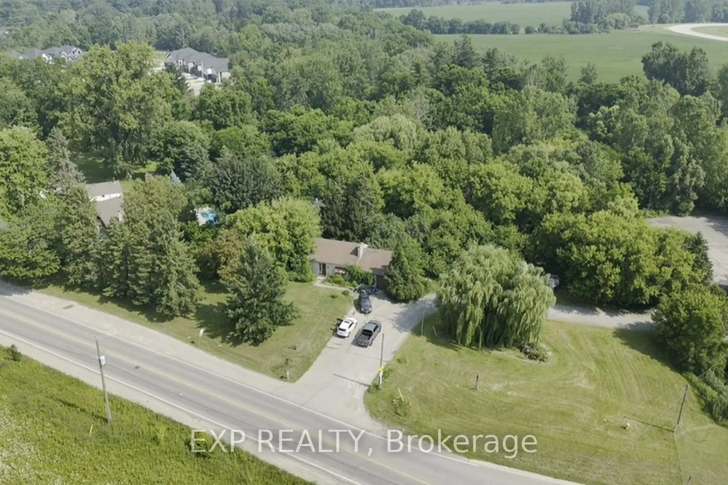 1814 Hamilton Road photo 3