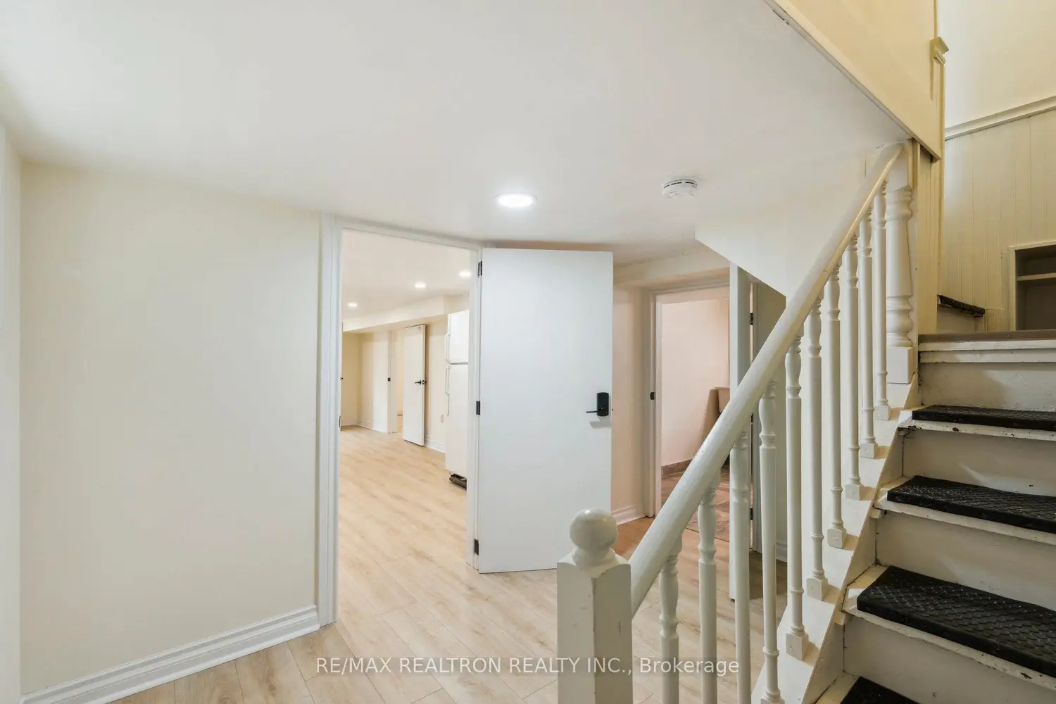 Additional image 13 of 4844 Sixth Avenue