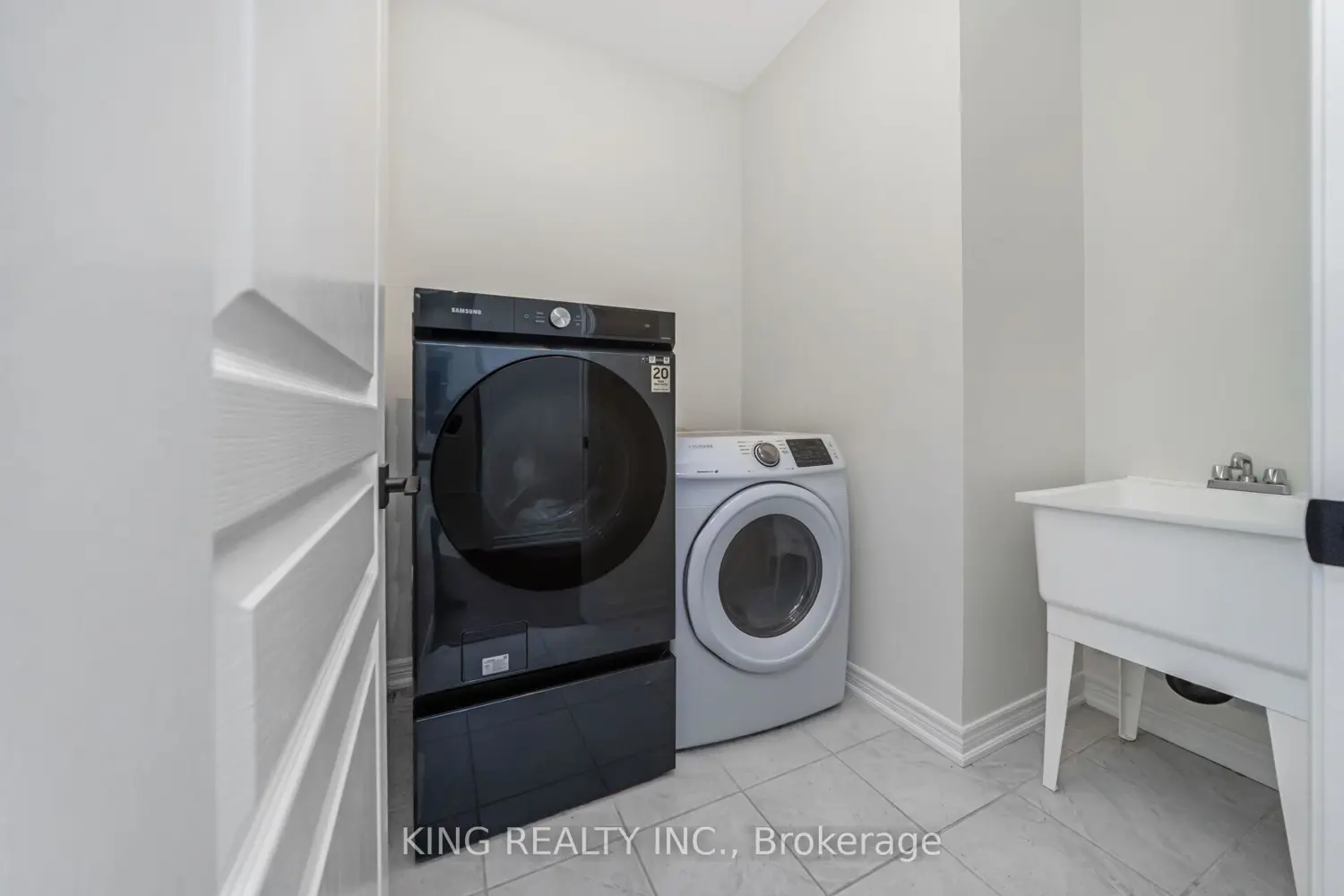 Additional image 11 of 52 Haverstock Crescent