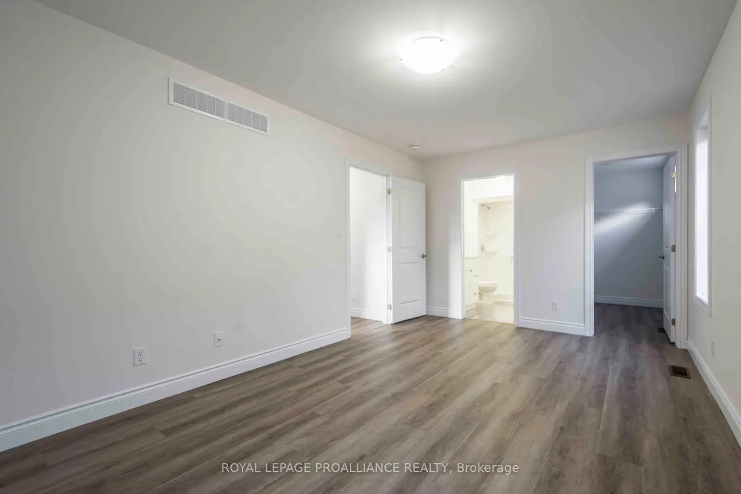 Additional image 12 of 110 Farrington Crescent