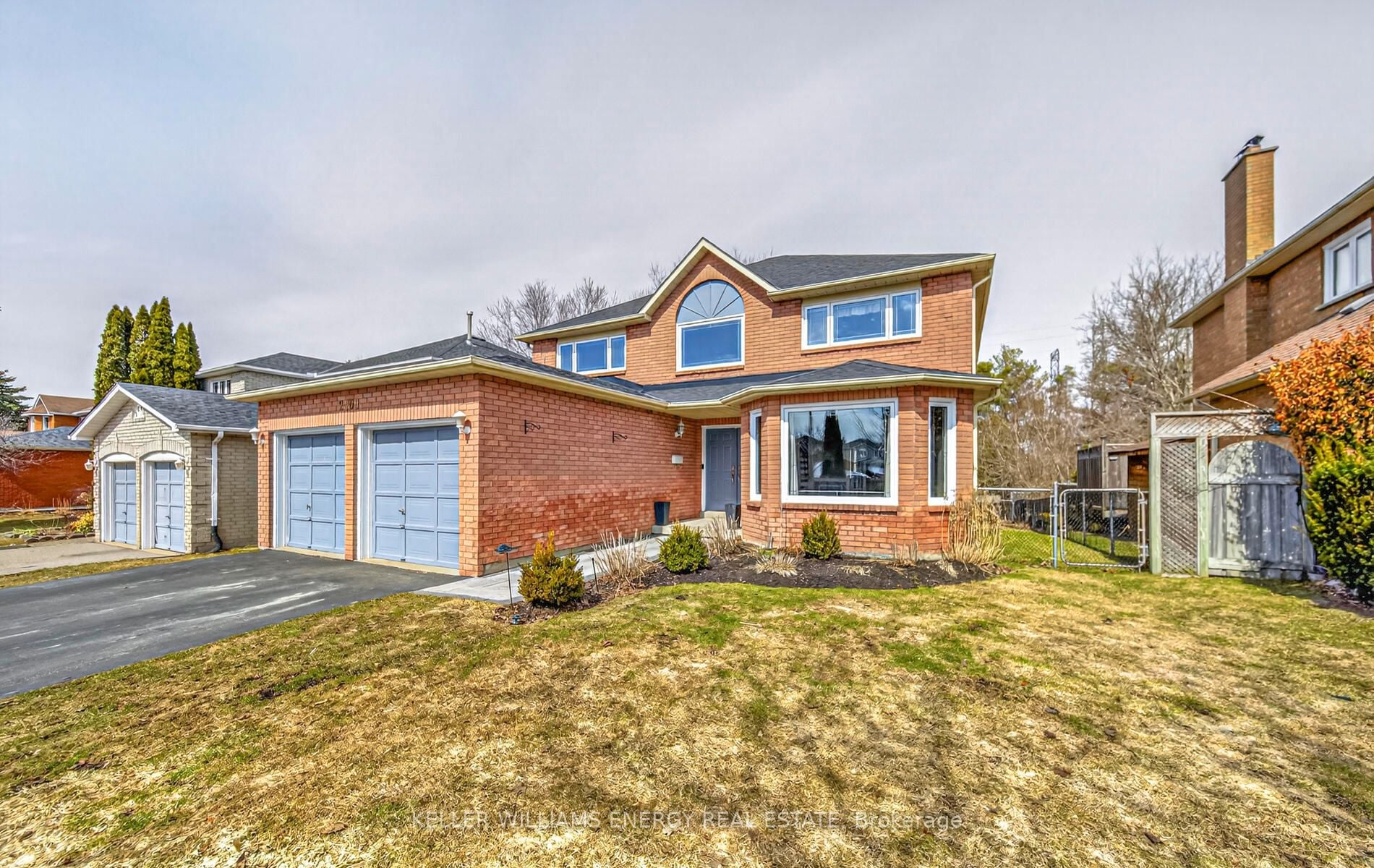 Additional image 2 of 2508 Linwood Street, Pickering, ON, L1X 2P6