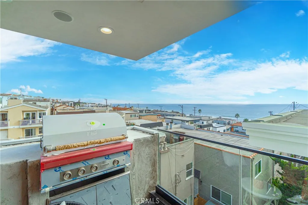 Additional image 29 of 214 El Porto Street, Manhattan Beach, CA 90266