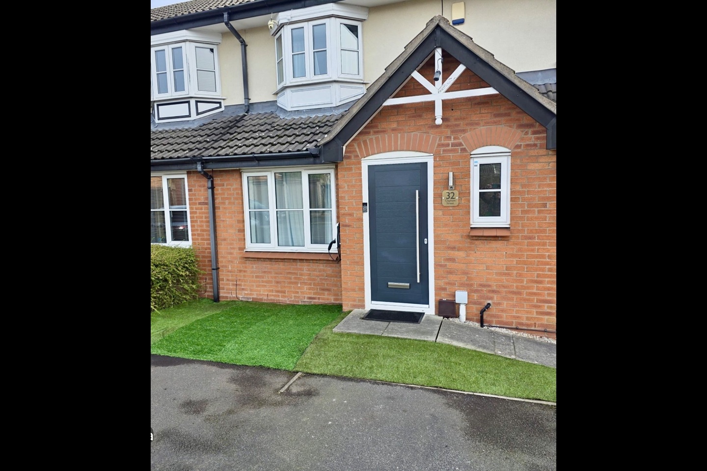 2 Bed Terraced House, Clapham St, M40, N1 7GU