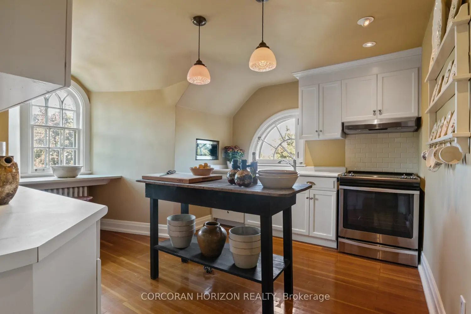 Additional image 14 of 33 Salisbury Avenue