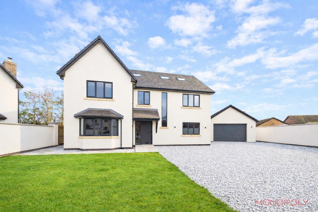 5 bed detached house for saleErw Ffynnon, Queen Street, Treuddyn, Mold CH7